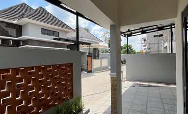 dijual rumah di sleman dekat stadion maguwo dalam cluster wedomartani