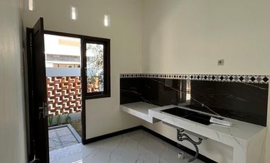 dijual rumah di sleman dekat SD model jogjabay di wedomartani ngemplak