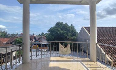 RUMAH 2 LANTAI MURAH STRATEGIS DI DAERAH MAGUWOHARJO SLEMAN YOGYA