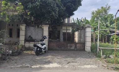 RUMAH 2 LANTAI MURAH STRATEGIS DI DAERAH MAGUWOHARJO SLEMAN YOGYA