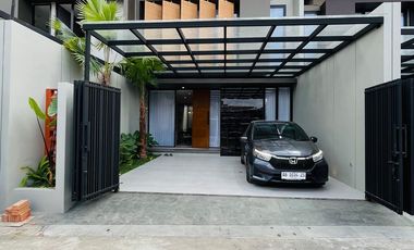 dijual rumah di sleman dekat stadion maguwo full furnished wedomartani