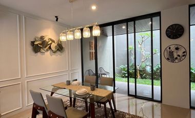 dijual rumah di sleman dekat stadion maguwo full furnished wedomartani