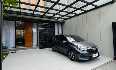 dijual rumah di sleman dekat stadion maguwo full furnished wedomartani