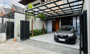 dijual rumah di sleman dekat stadion maguwo full furnished wedomartani