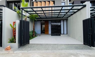 dijual rumah di sleman dekat stadion maguwo full furnished wedomartani