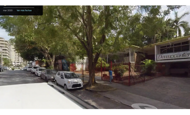 EL CANGREJO / COMERCIAL O RESIDENCIAL / 900 M2 / 1ZM7 / FRENTE A VIA