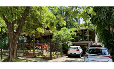 EL CANGREJO / COMERCIAL O RESIDENCIAL / 900 M2 / 1ZM7 / FRENTE A VIA