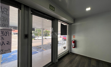 ALQUILER DE LOCAL LISTO PARA OCUPAR EN EL CARMEN (13)