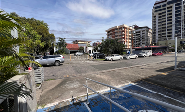 ALQUILER DE LOCAL LISTO PARA OCUPAR EN EL CARMEN (13)