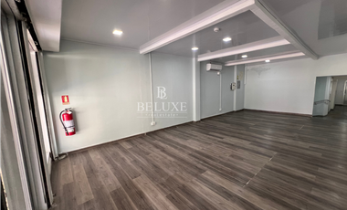 ALQUILER DE LOCAL LISTO PARA OCUPAR EN EL CARMEN (13)