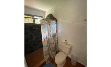 SAN CARLOS / PUNTA BARCO / 3080 M / 8 HABITACION / 4 PARKING / PISCINA