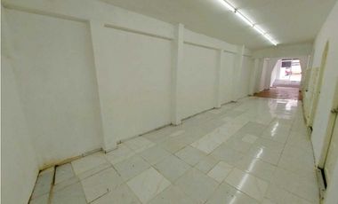 ALQUILER LOCAL PLANTA BAJA A ORILLA DE CALLE VIA PORRAS SAN FRANCISCO