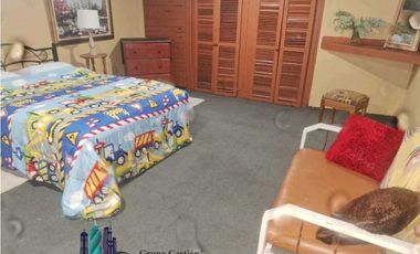 SE VENDE LOCAL PLANTA BAJA, 2 APARTAMENTOS EN PLATAN ALTA 292.80 m2