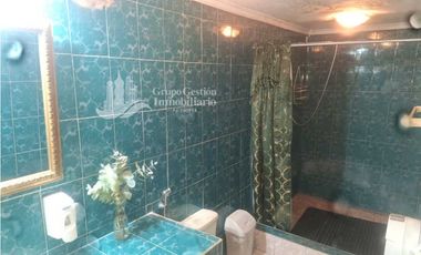 SE VENDE LOCAL PLANTA BAJA, 2 APARTAMENTOS EN PLATAN ALTA 292.80 m2