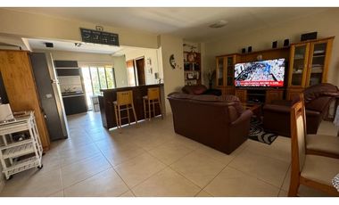 VENDE DUPLEX EN GODOY CRUZ - APTO CREDITO HIPOTECARIO