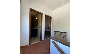 CASA + DEPÓSITO - ESTADO DE ISRAEL Y SAN MARTIN