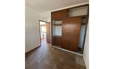 CASA + DEPÓSITO - ESTADO DE ISRAEL Y SAN MARTIN