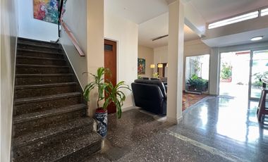 VENTA CASA 6 AMB C/ COCHERA. PUMACAHUA 1000, PARQUE CHACABUCO, CABA