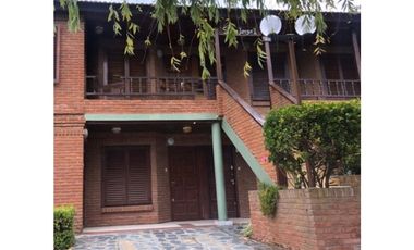 Dpto. en dúplex 3 amb. a 1 cuadra de la playa!!!