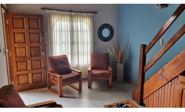 Dpto. en dúplex 3 amb. a 1 cuadra de la playa!!!