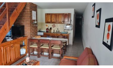 Dpto. en dúplex 3 amb. a 1 cuadra de la playa!!!