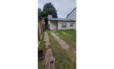 VENTA/ CASA  2 AMBIENTES  CON PARQUE/ MAR DEL PLATA