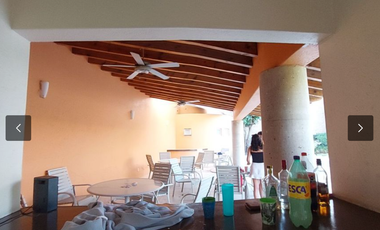 MODERNA CASA ,FRACCIONAMIENTO CON VIGILANCIA EN JIUTEPEC.,4 RECÁMARAS, 4 1/2 BAÑOS