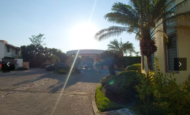 MODERNA CASA ,FRACCIONAMIENTO CON VIGILANCIA EN JIUTEPEC.,4 RECÁMARAS, 4 1/2 BAÑOS