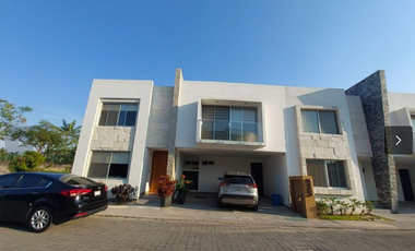 MODERNA CASA ,FRACCIONAMIENTO CON VIGILANCIA EN JIUTEPEC.,4 RECÁMARAS, 4 1/2 BAÑOS