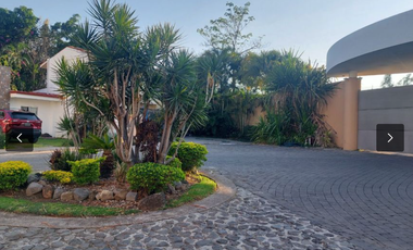 MODERNA CASA ,FRACCIONAMIENTO CON VIGILANCIA EN JIUTEPEC.,4 RECÁMARAS, 4 1/2 BAÑOS