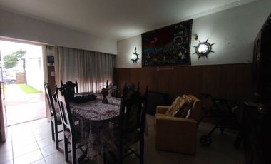 PH en Alquiler en Villa Primera