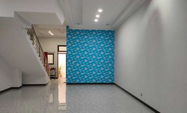 Sumber Sari, Bandung Rumah Bagus 2 Lantai Lokasi Strategis Siap Huni