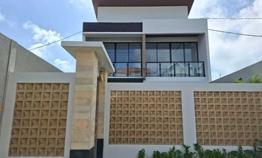 BRAND NEW VILLA JUAL VILLA SIAP HUNI Lokasi kertalangu