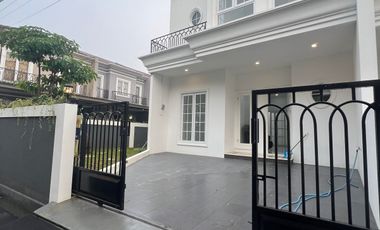 Rumah baru di komplek nyaman dan tidak banjir akses toll Jatiwaringin