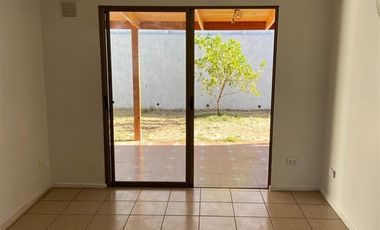Casa en Venta en CONDOMINIO CERRADO