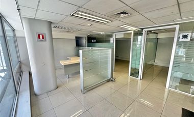 Local Comercial en Venta en Local Oficinas - Centro Financiero Iquique (calle Tarapacá) Cod. BS 31 - Condiciones especiales de Financiamiento