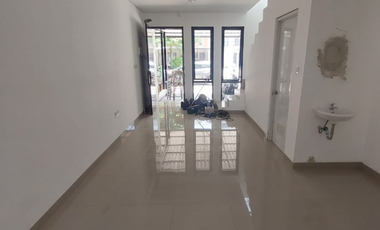 Disewakan Rumah Brand New di Green Park View