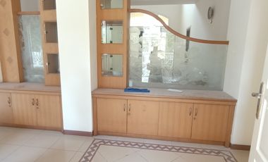 Sewa Rumah 2lantai, onegate sistem, lokasi dekat banyak fasum