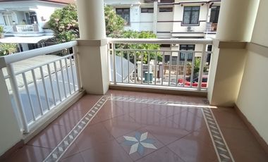 Sewa Rumah 2lantai, onegate sistem, lokasi dekat banyak fasum