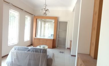 Sewa Rumah 2lantai, onegate sistem, lokasi dekat banyak fasum