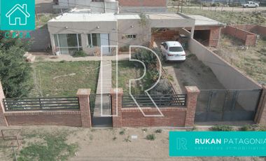 #AlquilerRUKAN | Casa 2 Habitaciones (140 m2) | Barrio 13 DE DICIEMBRE|Av. HOLANDA | Caleta Olivia.-