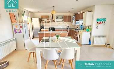 #AlquilerRUKAN | Casa 2 Habitaciones (140 m2) | Barrio 13 DE DICIEMBRE|Av. HOLANDA | Caleta Olivia.-