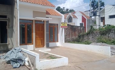 Rumah datar murah pinggir jalan desa