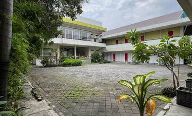 Jual Murah Bangunan Komersial, ex Hotel lokasi strategis dekat MERR