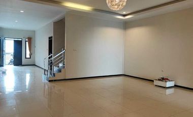 Disewakan Rumah Hunian Siap Huni Nyaman Tearwat Lokasi di Mekar Wangi