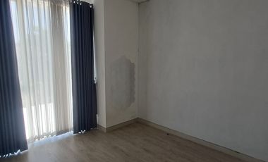 Sewa rumah citraland greenlake furnish surabaya