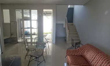 Sewa rumah citraland greenlake furnish surabaya