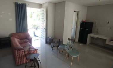 Sewa rumah citraland greenlake furnish surabaya