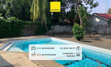 Disewa Rumah/Tempat Usaha Super Luas, di Premium area Kemang Selatan