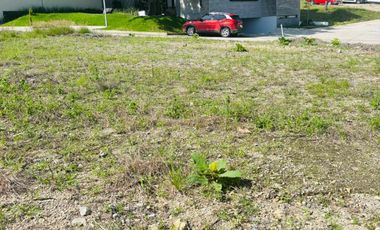 Terreno En Venta En Los Robles Residencial